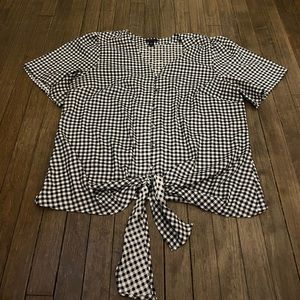 Ann Taylor Flutter Sleeve Tie Bottom Blouse!